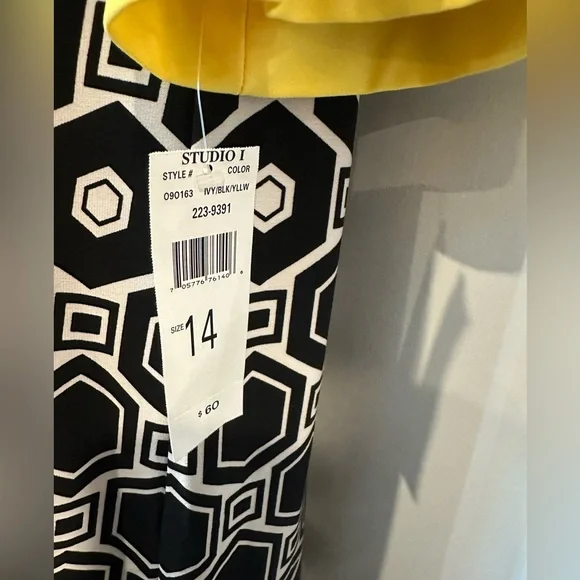 Bold Geometric Print Shift Dress - 37” Length - Picture 3 of 4